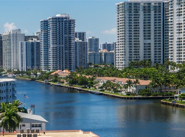 2017 S Ocean Dr, Hallandale Beach, FL 33009