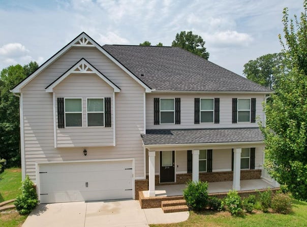 210 Rushing Waters Drive, Inman, SC 29349
