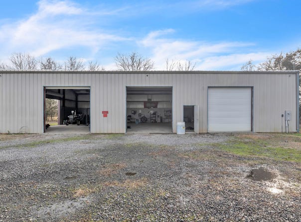 1291 S Frontage Rd, Columbus, MS 39701