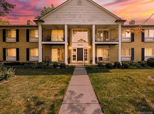 29101 Hayes Road, Warren, MI 48088