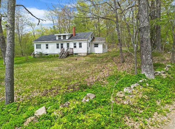 7 Frog Holler Lane, Augusta, ME 04330