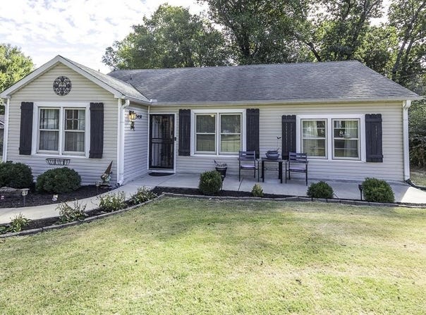 3450 OAK Rd, Bartlett, TN 38135