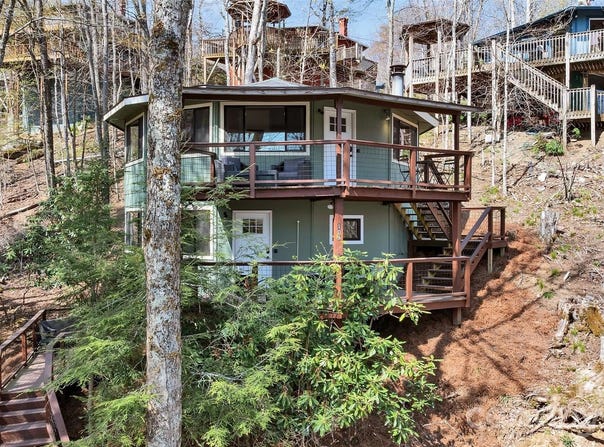 109 Beechwood Lane, Beech Mountain, NC 28604