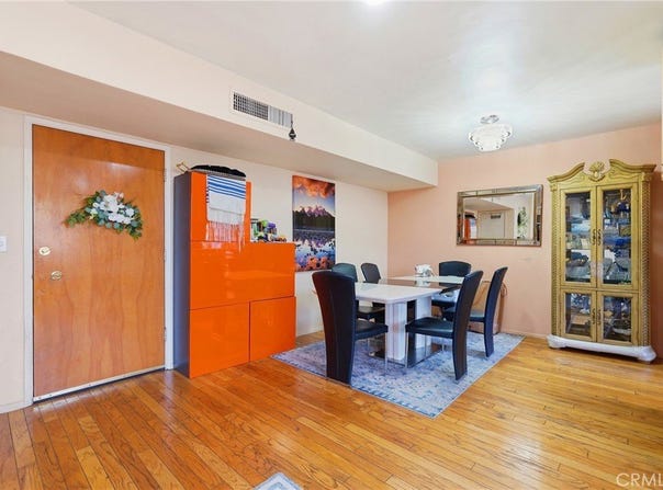 5429 Newcastle, Encino, CA 91316