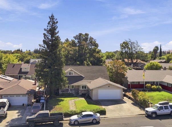 160 Stanton Ave, Vacaville, CA 95687