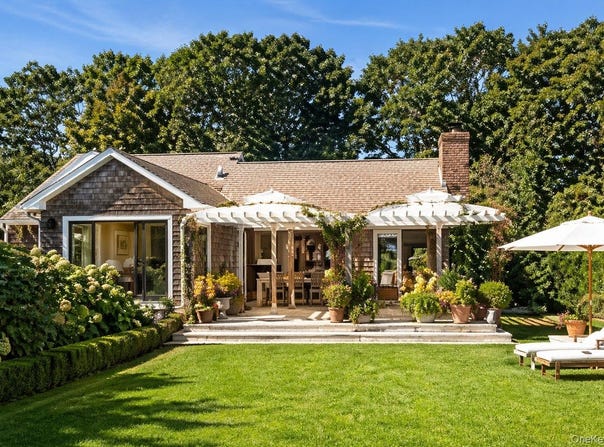44 Straight Path, Southampton, NY 11968