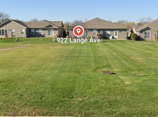 922 Lange Avenue, Beecher, IL 60401