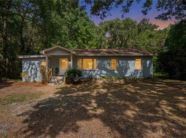 2566 Riverside Drive, Mobile, AL 36605