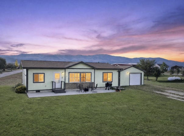 13 Desert Drive, Townsend, MT 59644
