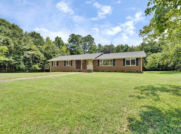22 Jackson Drive, Startex, SC 29385