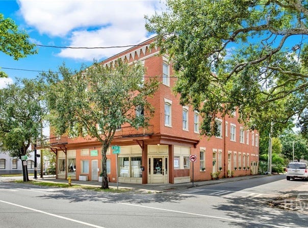 125 E Broad Street 2D, Savannah, GA 31401