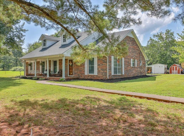 3387 Liberty Rd, Dresden, TN 38225