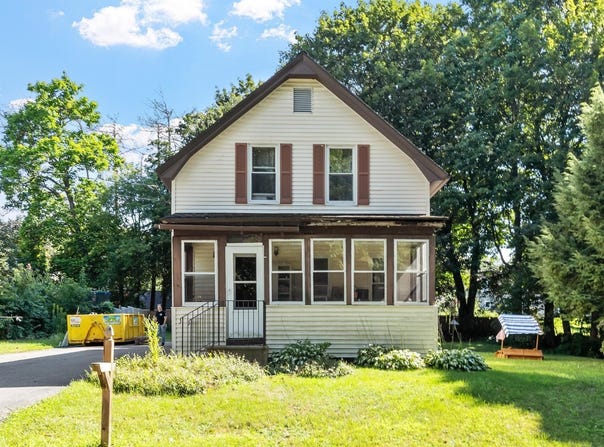 2 Williams Street, Templeton, MA 01436