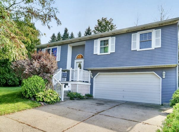 2903 MARCELLA Drive, Erie, PA 16506