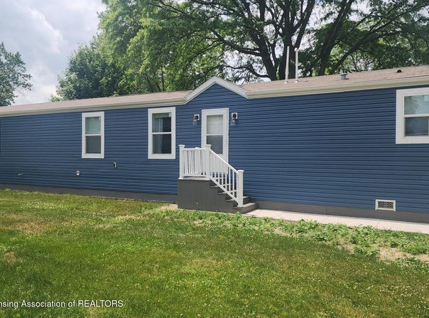 714 Mill Street, Leslie, MI 49251