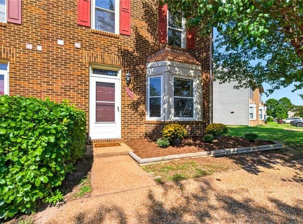 1115 Killington Arch, Chesapeake, VA 23320