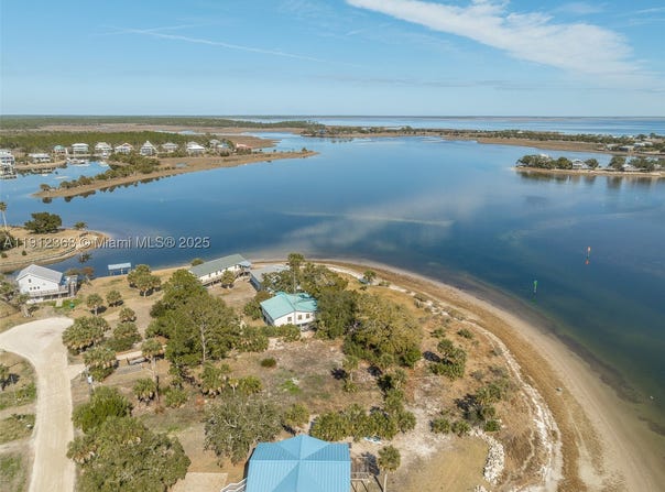 197 BEATY TAFF DR, FL 32327