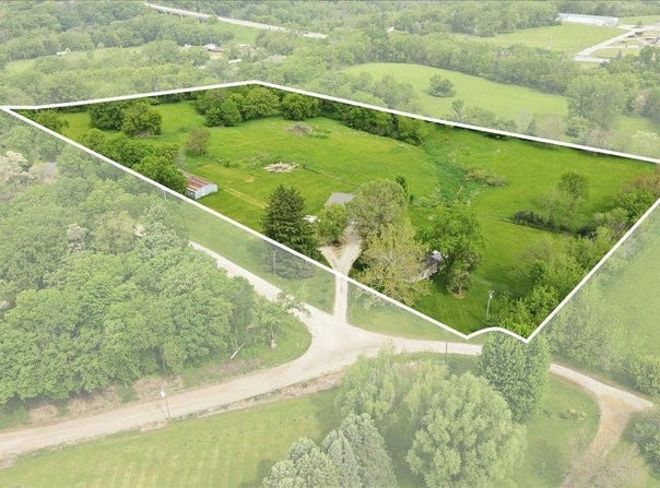 32195 234th Street, Eldora, IA 50627