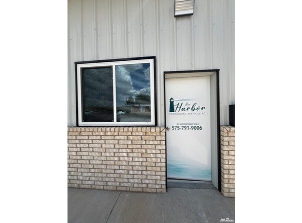 2325 N MAIN, Clovis, NM 88101