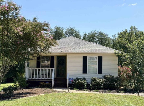185 Scenic Ave, Campobello, SC 29322