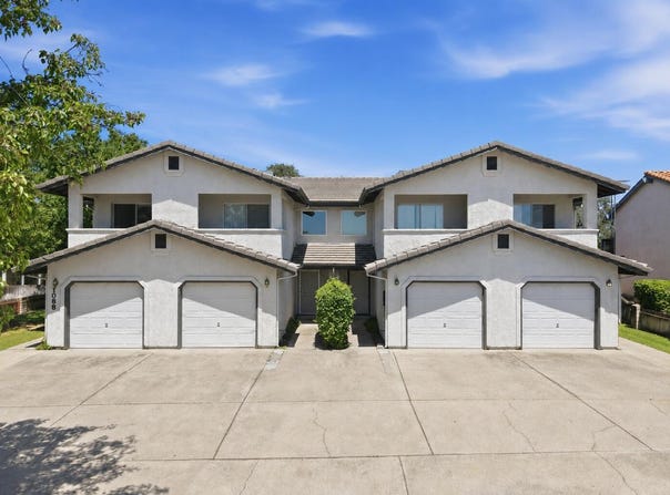 1088 Burton Drive, Redding, CA 96003
