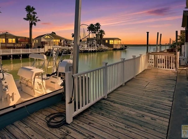 680 E Clam Circle, Port Isabel, TX 78578