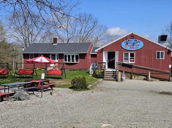 10 Shore Road, York, ME 03909