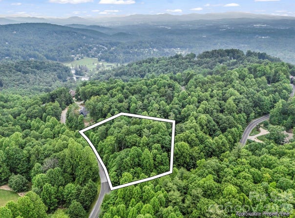 168 Tarnhill Drive, Flat Rock, NC 28731
