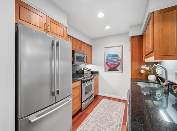 100 Rosemary Way, Needham, MA 02494
