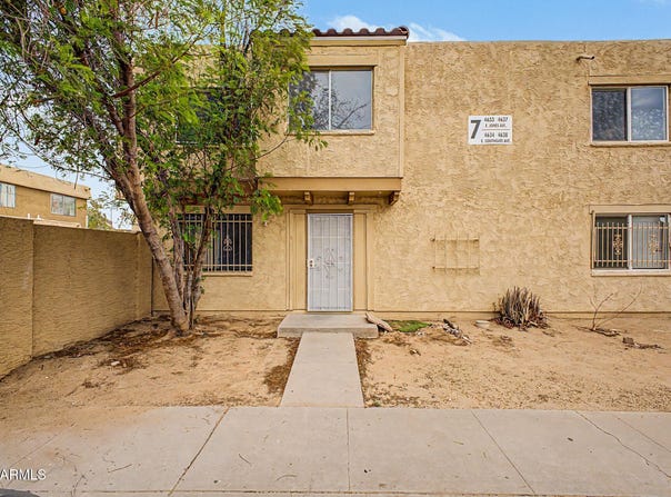 4634 E SOUTHGATE Avenue, Phoenix, AZ 85040