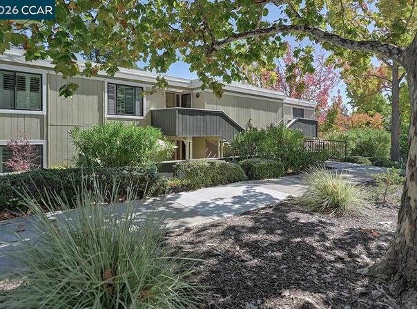 1300 Running Springs Rd, Walnut Creek, CA 94595