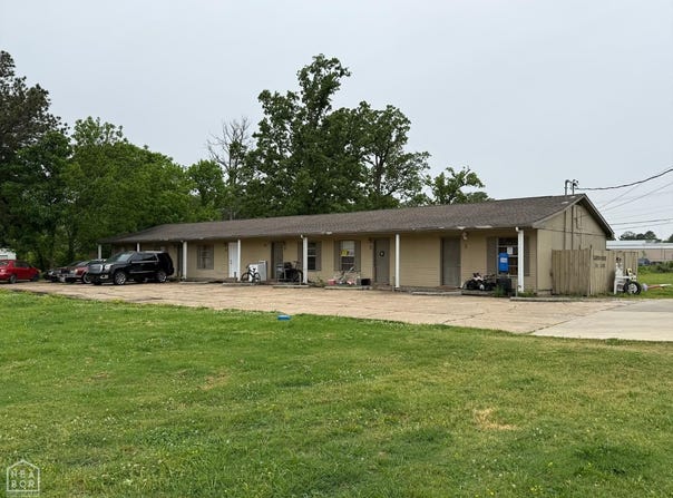 3811 E Highland, Jonesboro, AR 72401