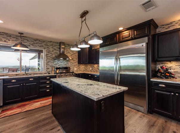 8614 Tip Top Dr, Jonestown, TX 78645
