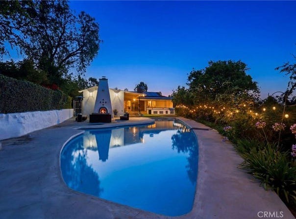 2 Hitching Post, Rolling Hills Estates, CA 90274