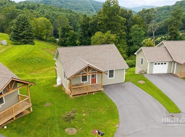 151 Pitts Way, Boone, NC 28645