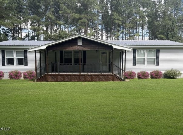110 Anse Reed Road, Magee, MS 39111