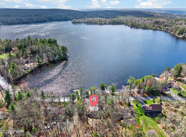 310 PA-390, Tafton, PA 18464