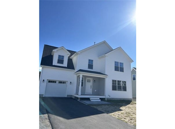 30 Recess Lane, Warwick, RI 02889