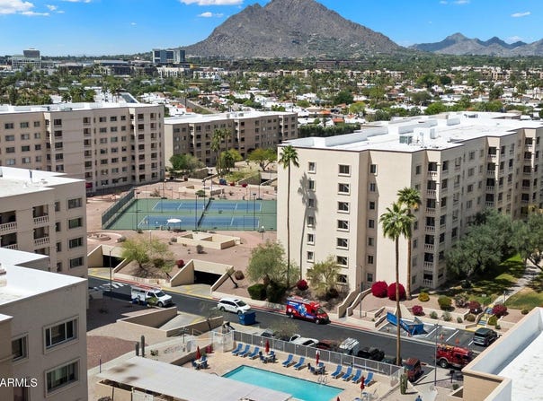 7840 E CAMELBACK Road, Scottsdale, AZ 85251