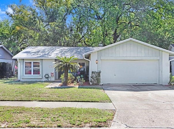 14931 OLD POINTE Road, TAMPA, FL 33613