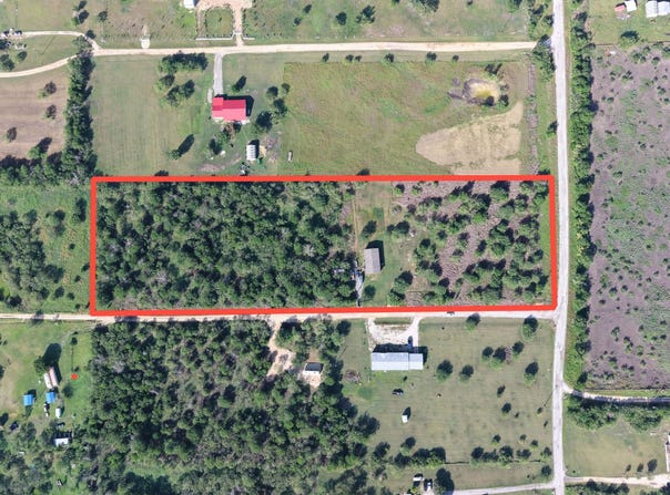 100 Northridge Ln, Martindale, TX 78655