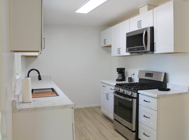 2860 NE Iris Street, Anderson, CA 96007