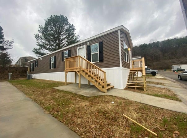2802 Potts Hollow Rd, Birmingham, AL 35215