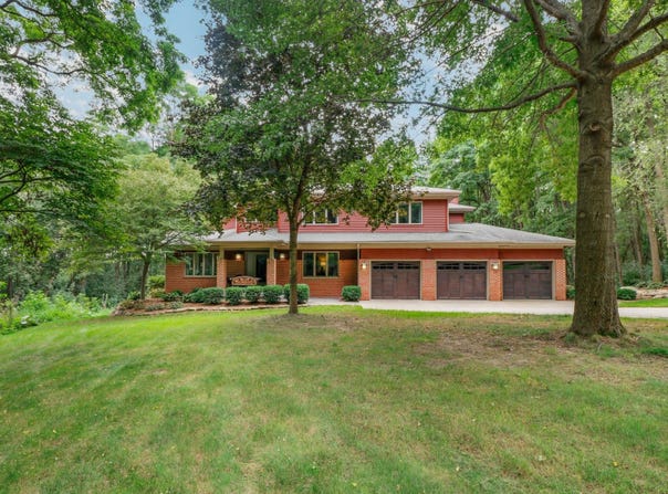 899 County Rd MM, Oregon, WI 53575