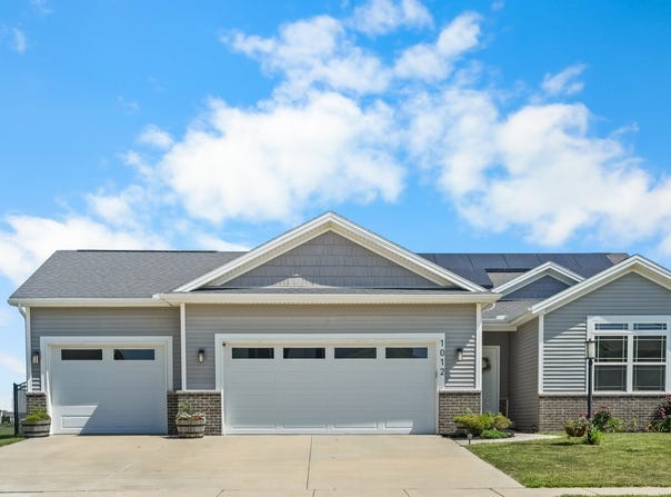 1012 Declaration Drive, Savoy, IL 61874