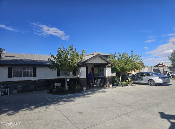 11313 E Avenue R8, Littlerock, CA 93543