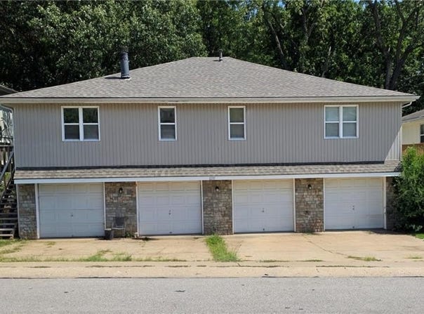 8205 N Everton Avenue, Kansas City, MO 64152
