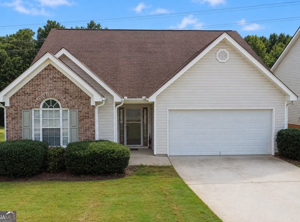 1126 Strath Clyde Way, Mcdonough, GA 30253