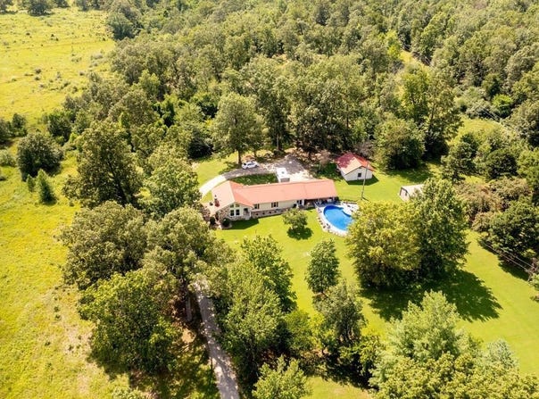 749 State Highway HH, Alton, MO 65606
