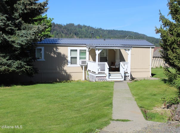 166 Garden Way, St. Maries, ID 83861